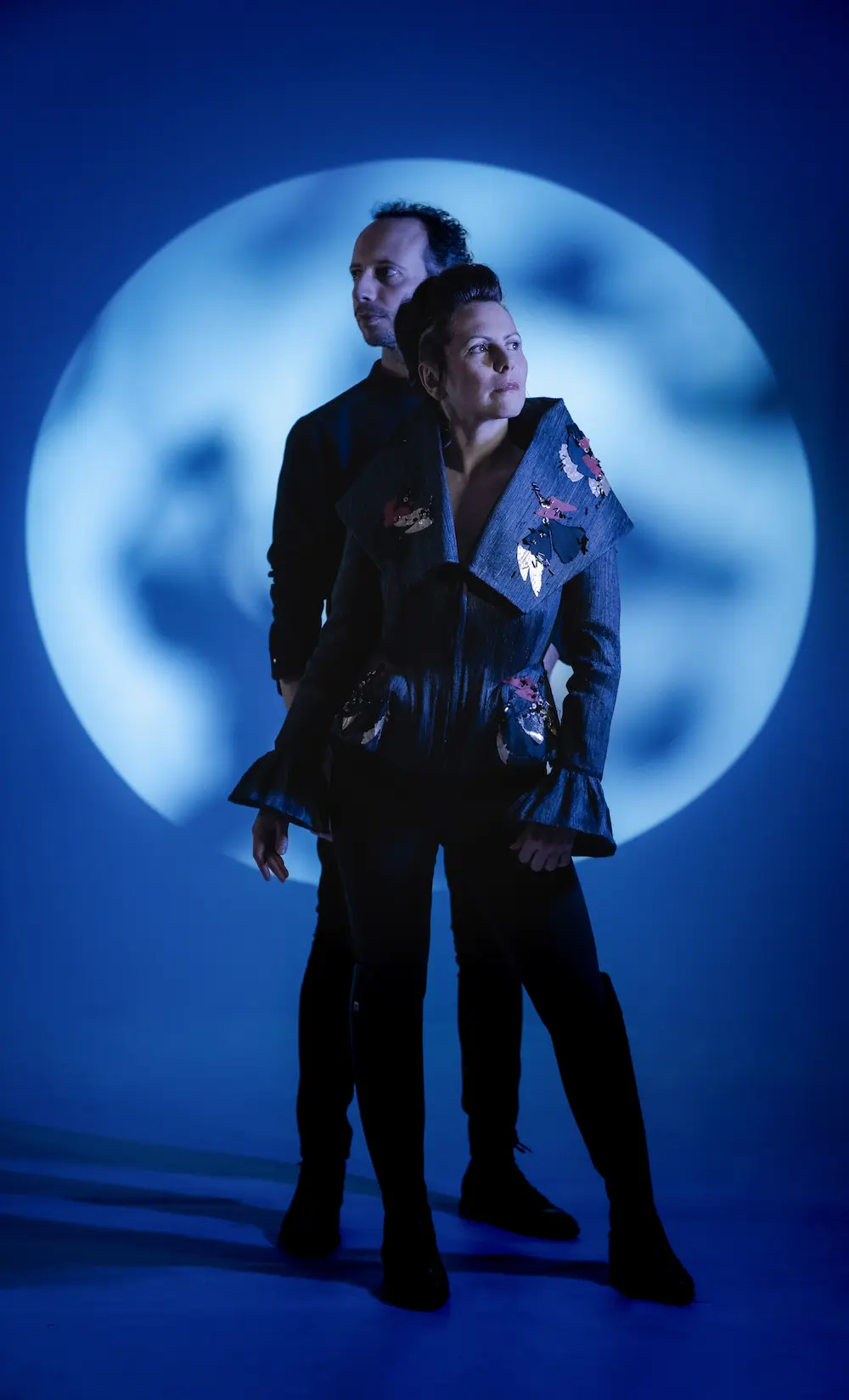 Lune Affiche - Minuit Soleil -  by Léa Rouaud- Eclairée