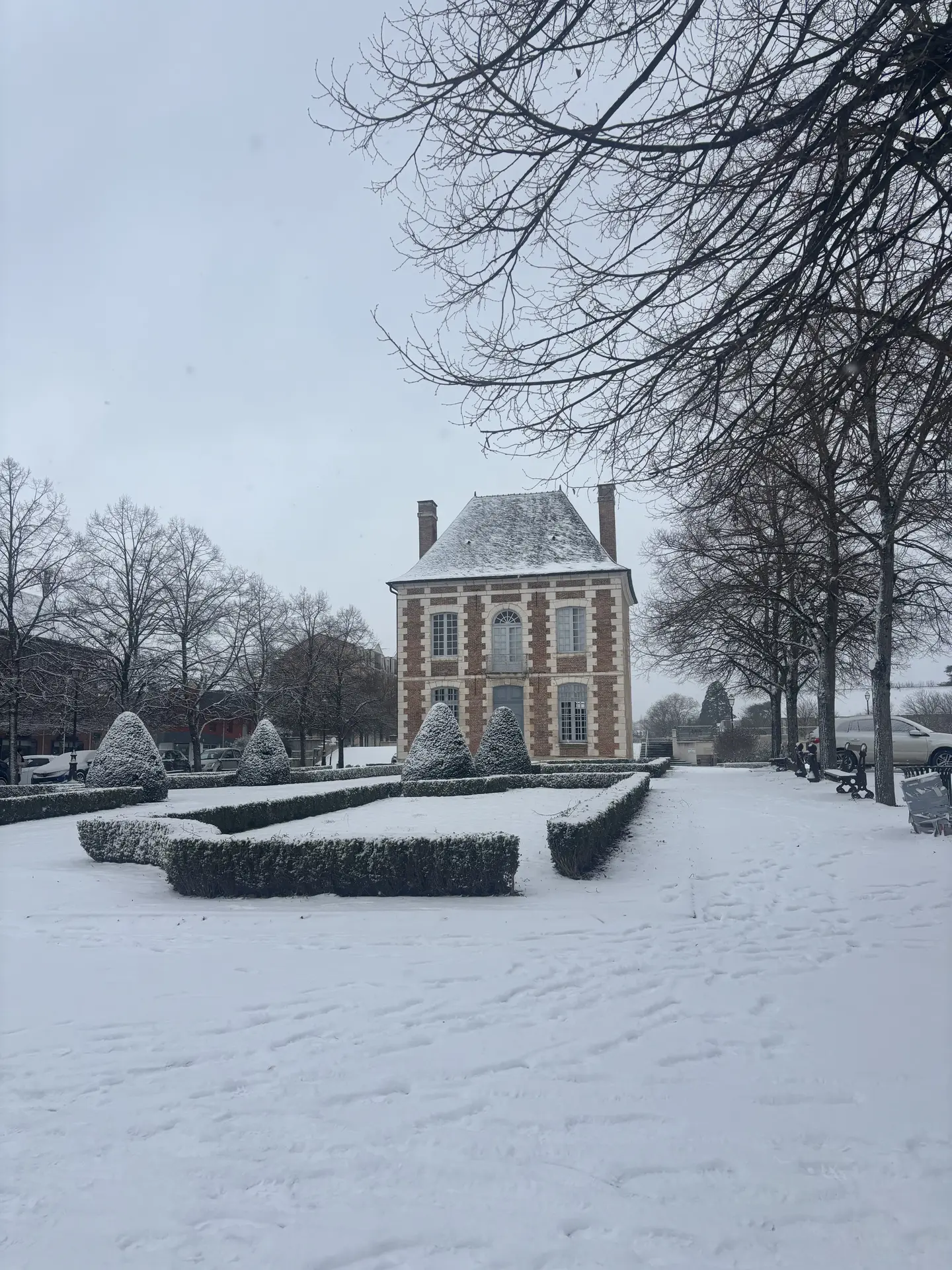 MAI Pavillon Arquebuse - Laura CRESPIN