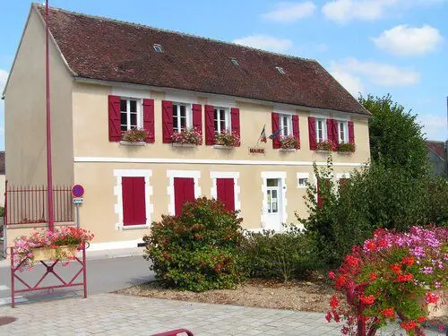 Mairie Montigny la Resle, commune de Montigny