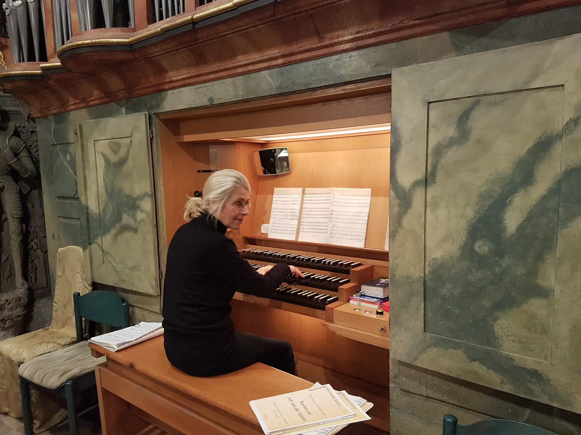 Michaela Hartmann-Trummer, orgue