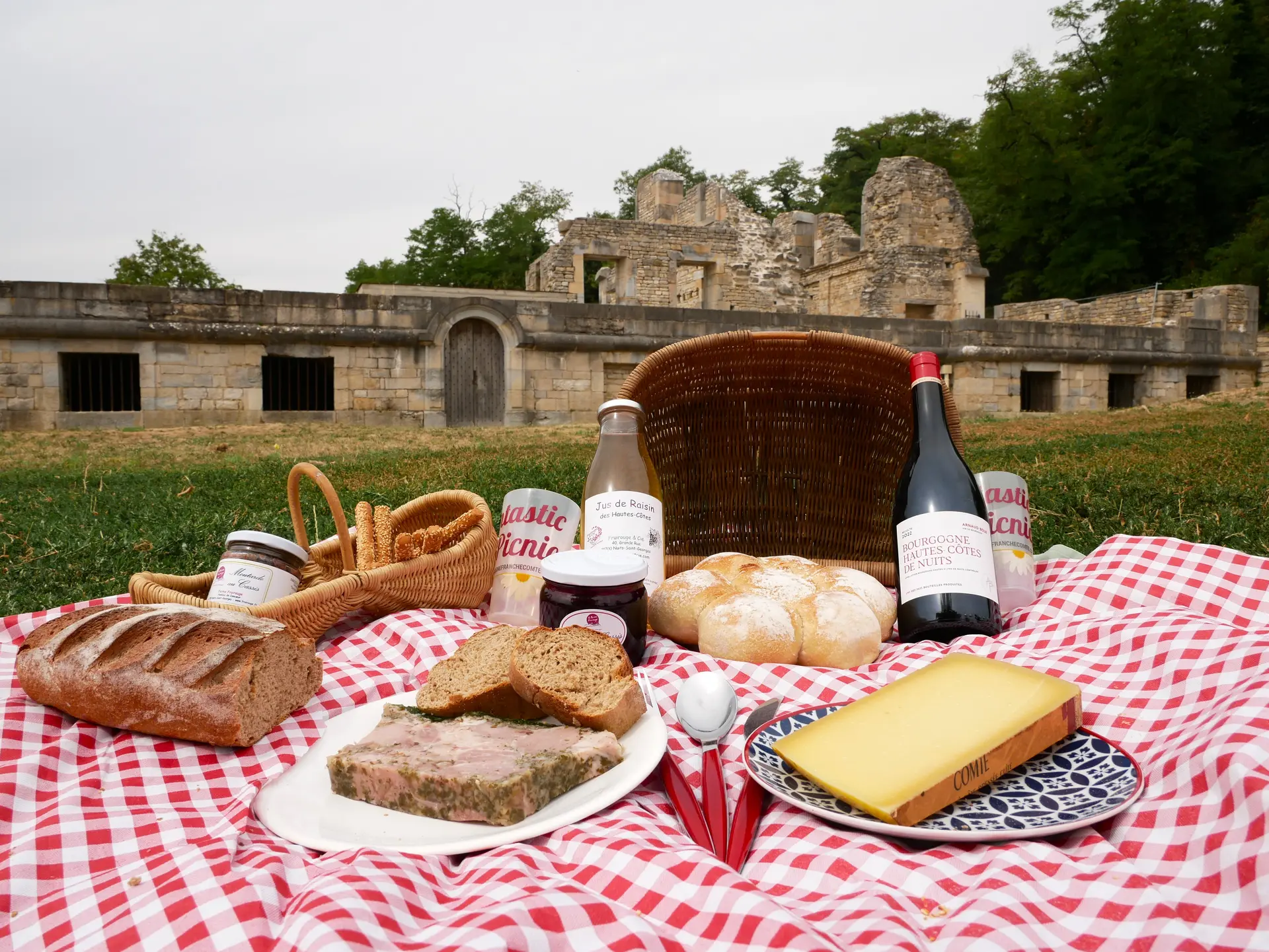 Picnic à Saint-Vivant (photo non contractuelle)