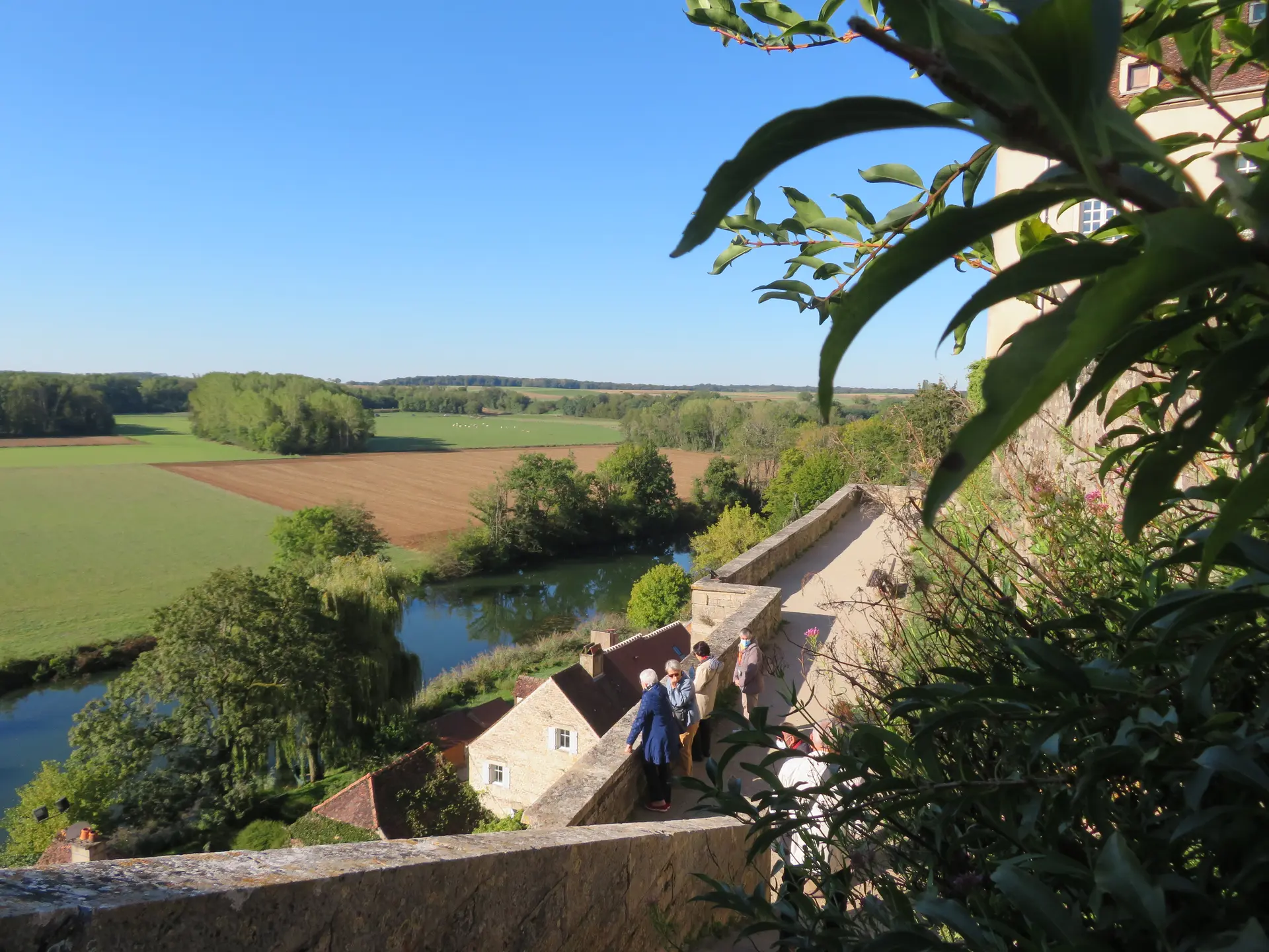 Remparts vue Ognon visite ©OT VAL DE GRAY