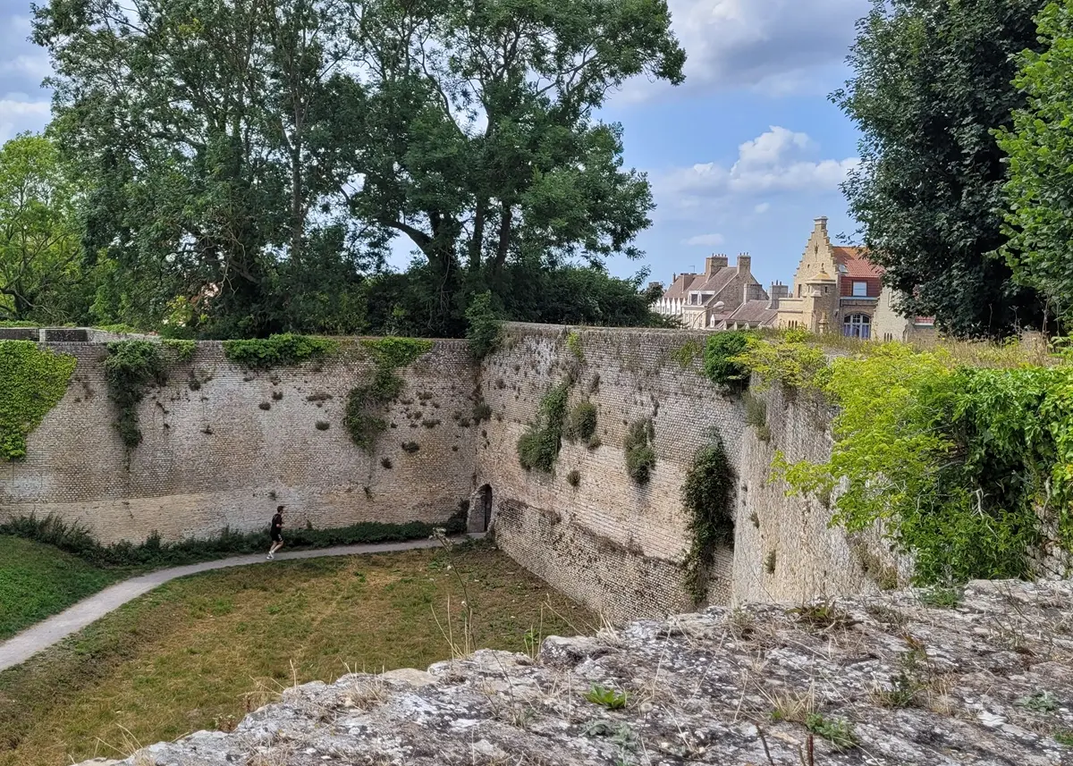 Bergues entre remparts et ville - EQ OT TDF