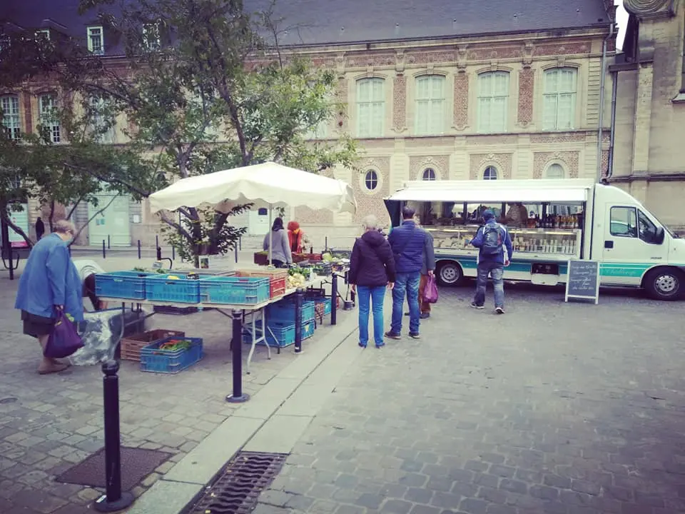 marché-bio-place-st-nicolas-valenciennes