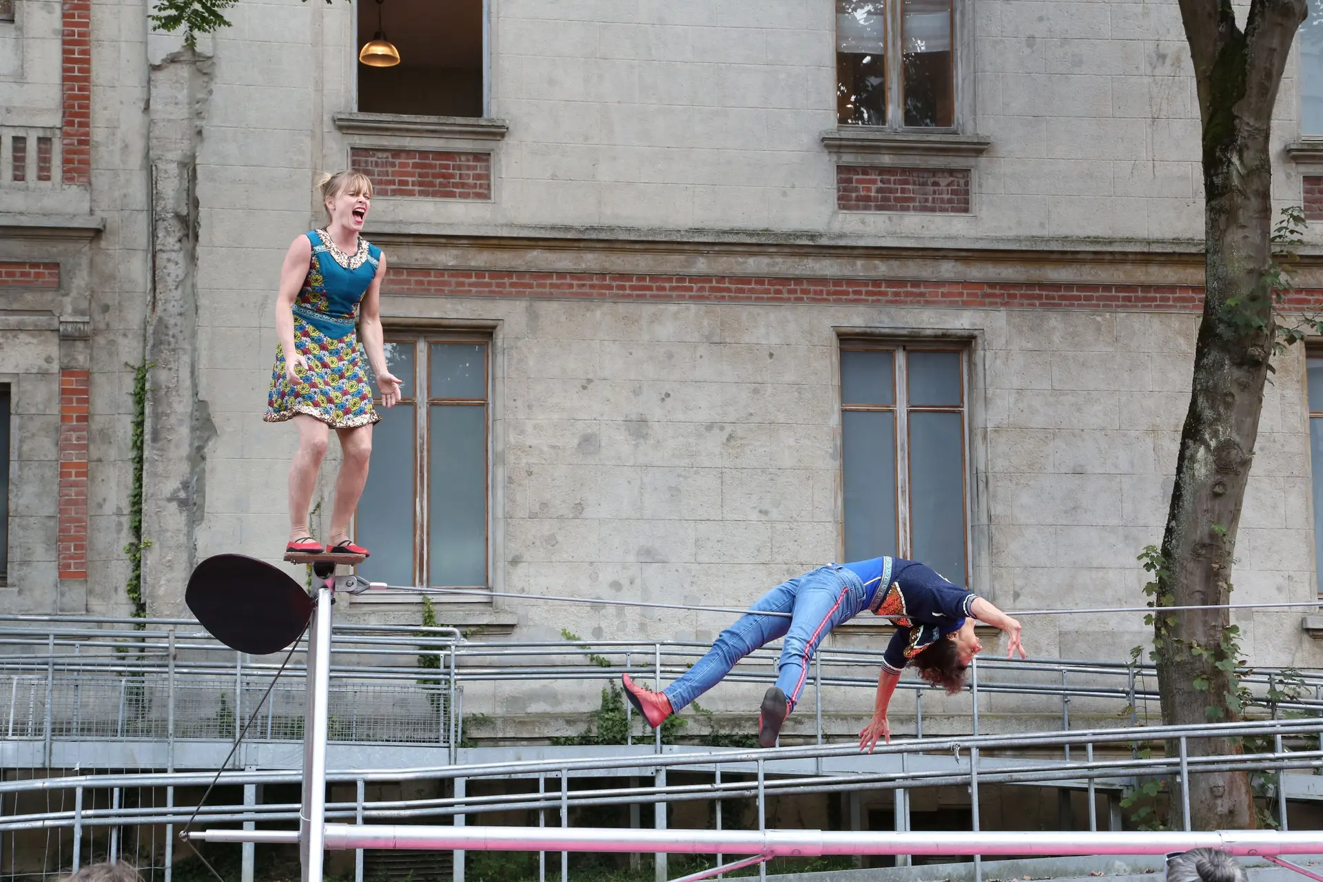 Les Belles Sorties - Dans le sens contraire au sens du vent - Collectif Porte27_1