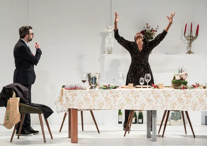Rules for Living ou Les Règles du Je(u) – Cie Théâtre du Prisme_1