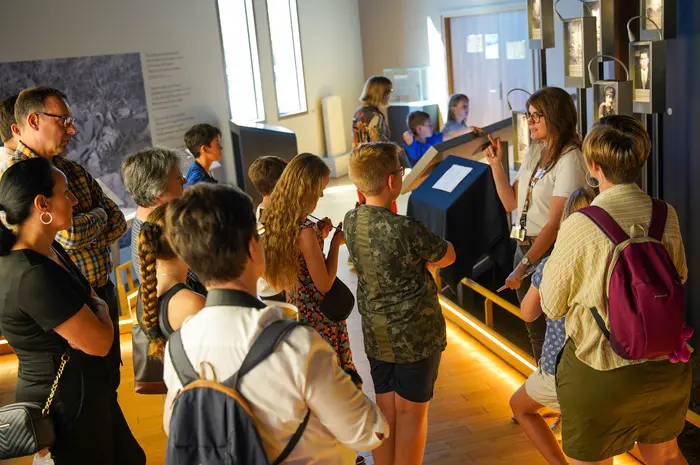 Visite guidée de l'exposition permanente du Musée de la Bataille de Fromelles_1