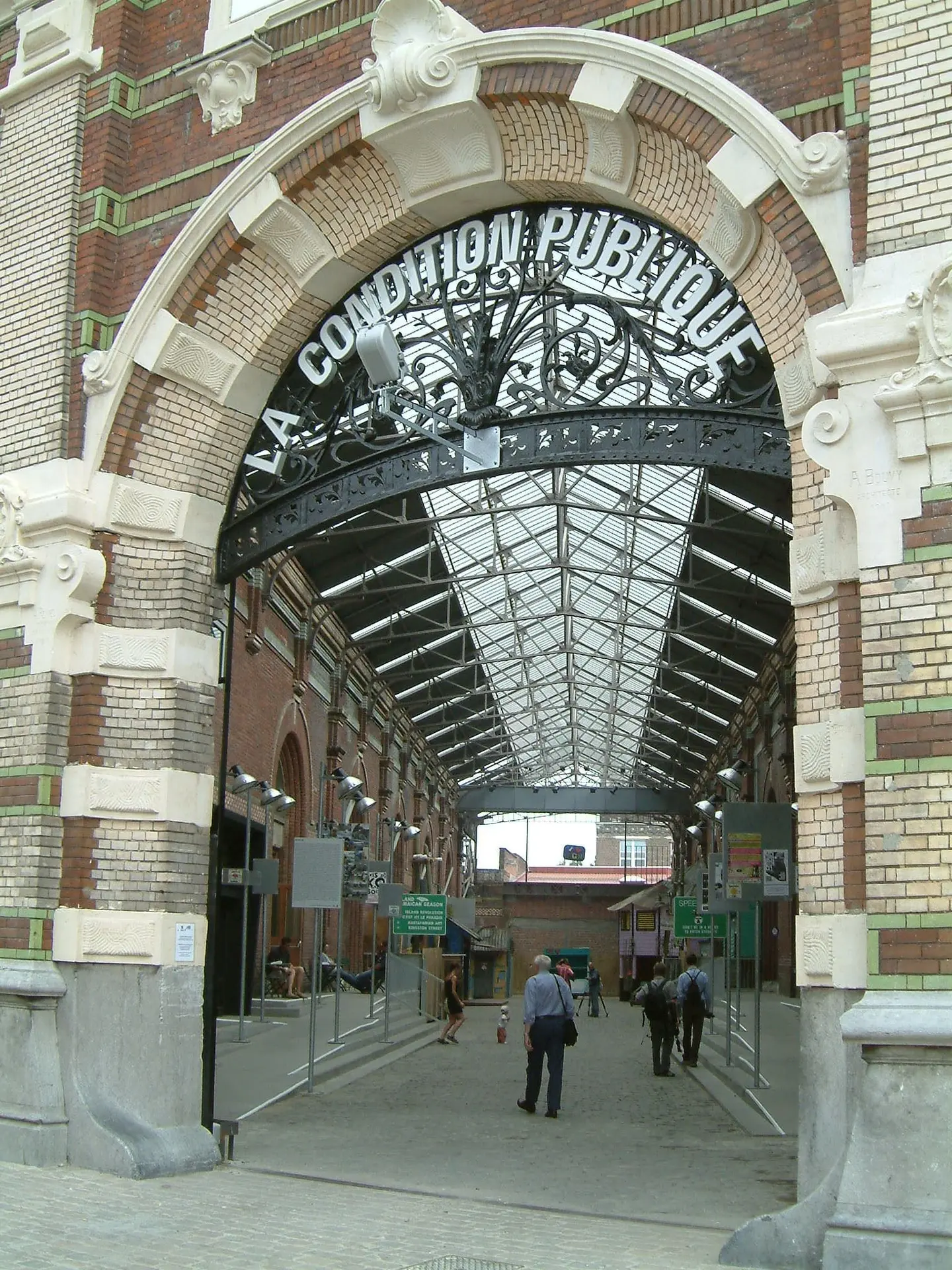 Visites guidées et activités diverses à la Condition Publique_1