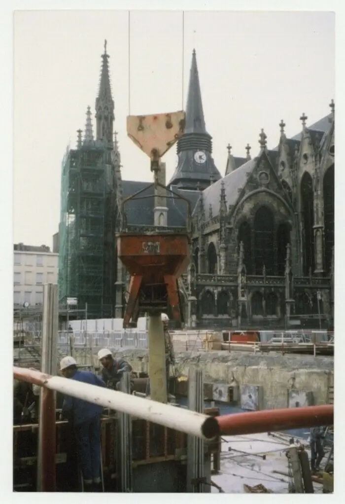Projection commentée de 1990-2000 : Filmer la ville et ses transformations_1