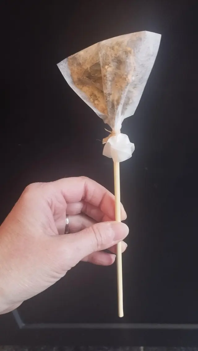 1920x1440_sucette-20269