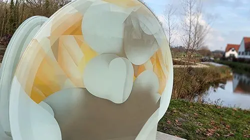 Sculpture en verre de Guillaume Bottazzi à Bondues_1