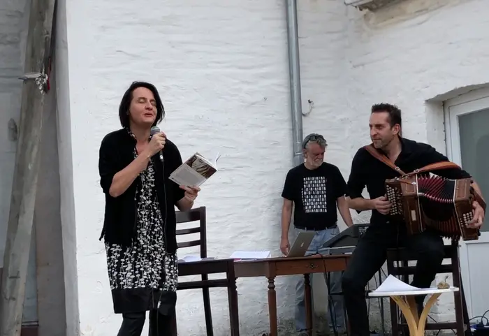 Laurence Vielle, Aurélien Dony et Didier Laloy - 100 Dessus Dessous_1