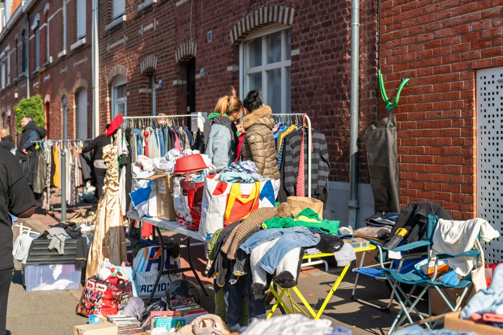 Braderie & vide-grenier / Centre-Ville, Grand’Place_1