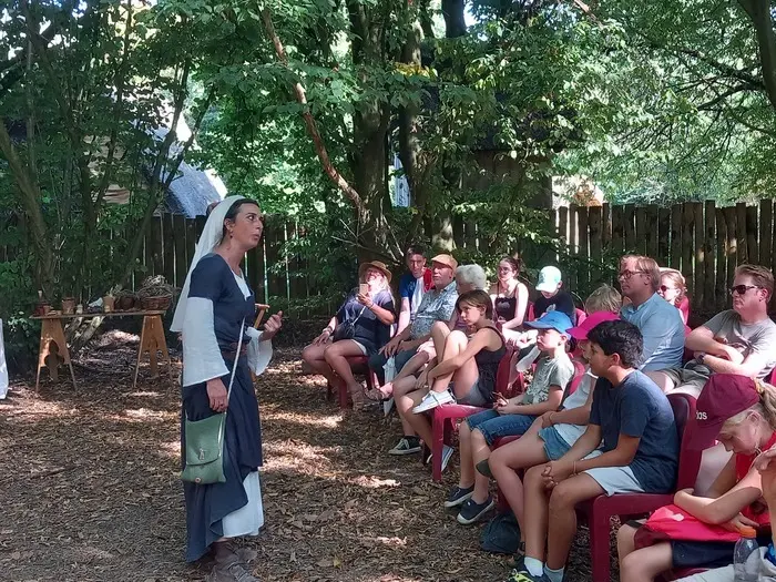 Dis'cours d'Histoire de la Cie de la Lune d'Ambre_1