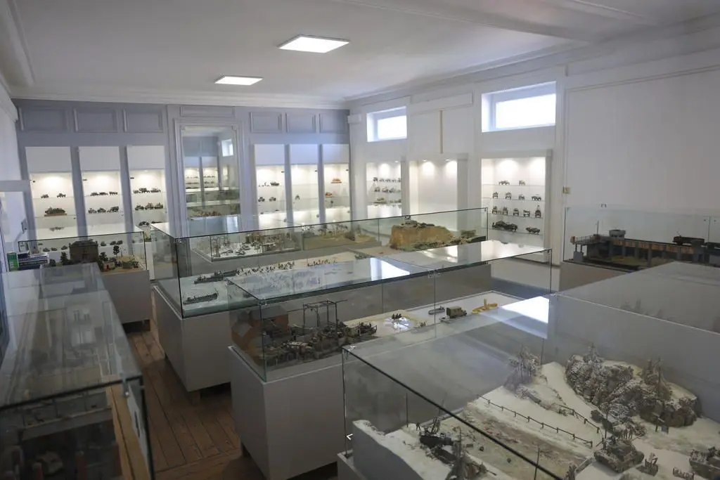 Cercle Militaire, visite découverte du bâtiment et de ses collections_1
