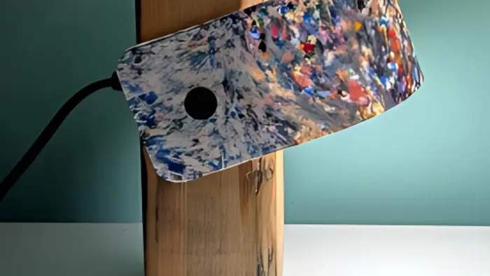 Lampe en plastique recyclé_1