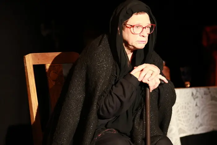 Théâtre par la Cie Trans'Arts à la ferme Dupire_1