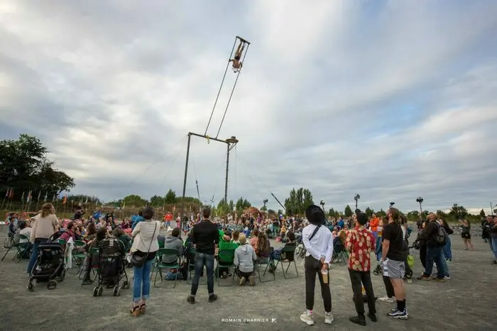 Les Belles Sorties été - La Balançoire Géante - Saint-André-lez-Lille_1