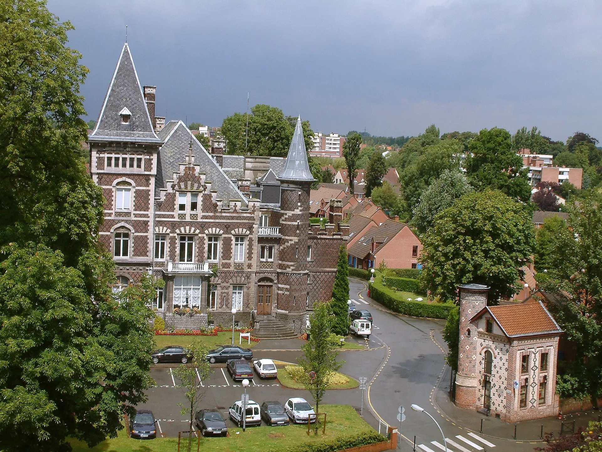Promenade architecturale et historique Châteaux et avenues autour de la Mairie_1