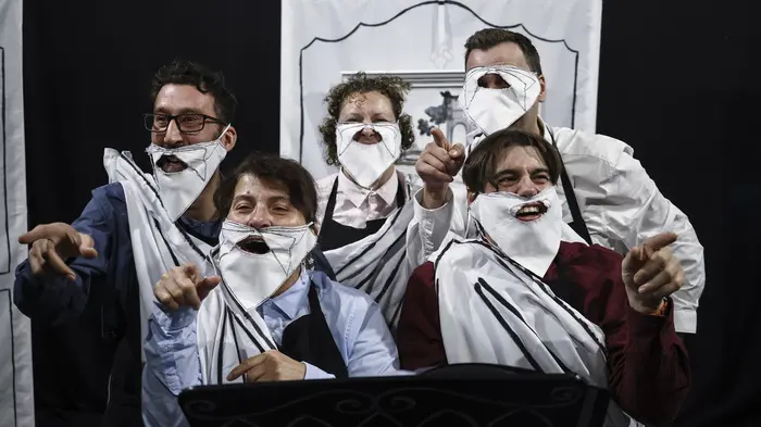 Spectacle Entrée, plat, dessert au Château de Flers_1