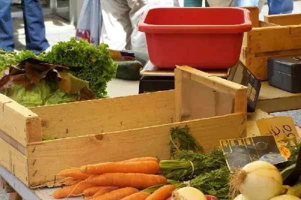 Marché à Espalion