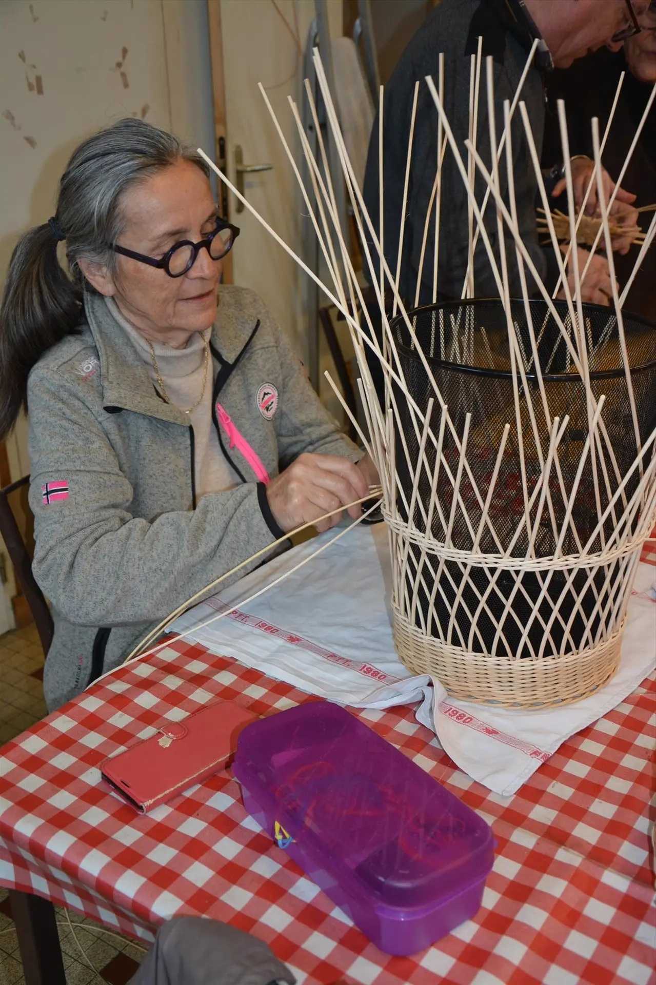 Future corbeille en rotin