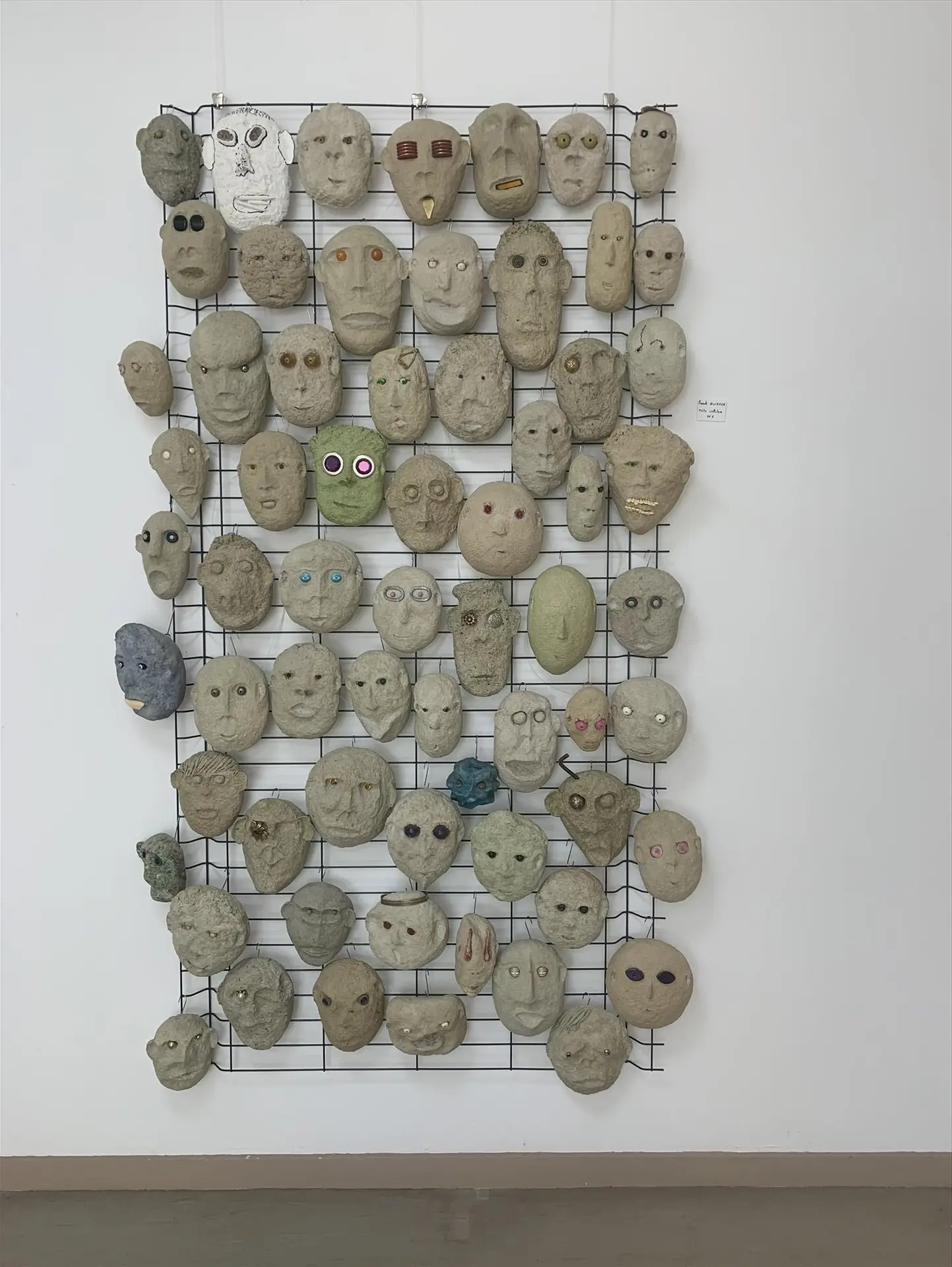 Têtes en papier