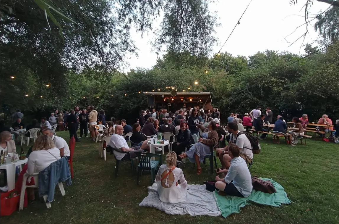Bar de plein air vendredi 7 août de 18h à 22h