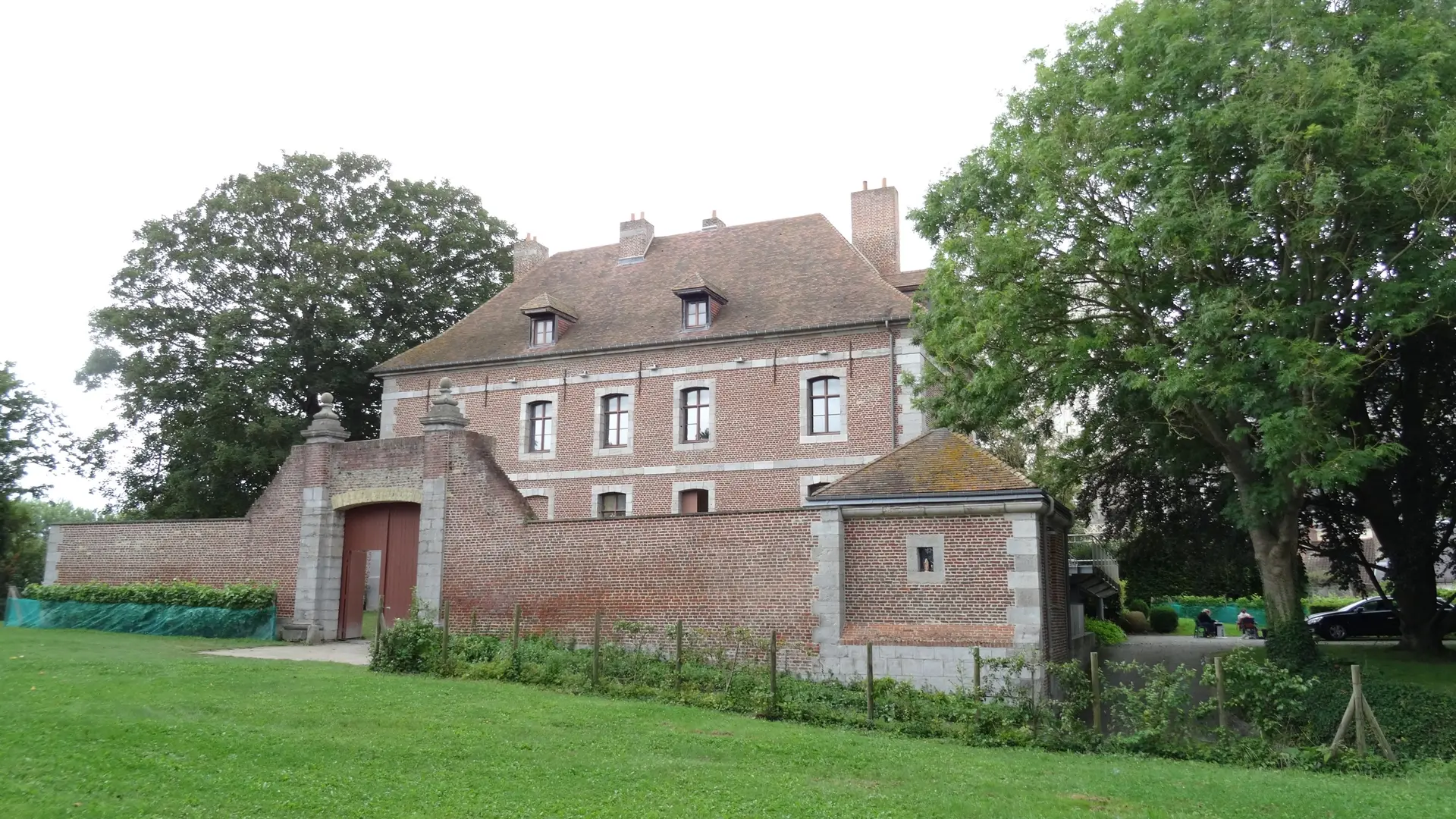Accueil à La motte Castrale