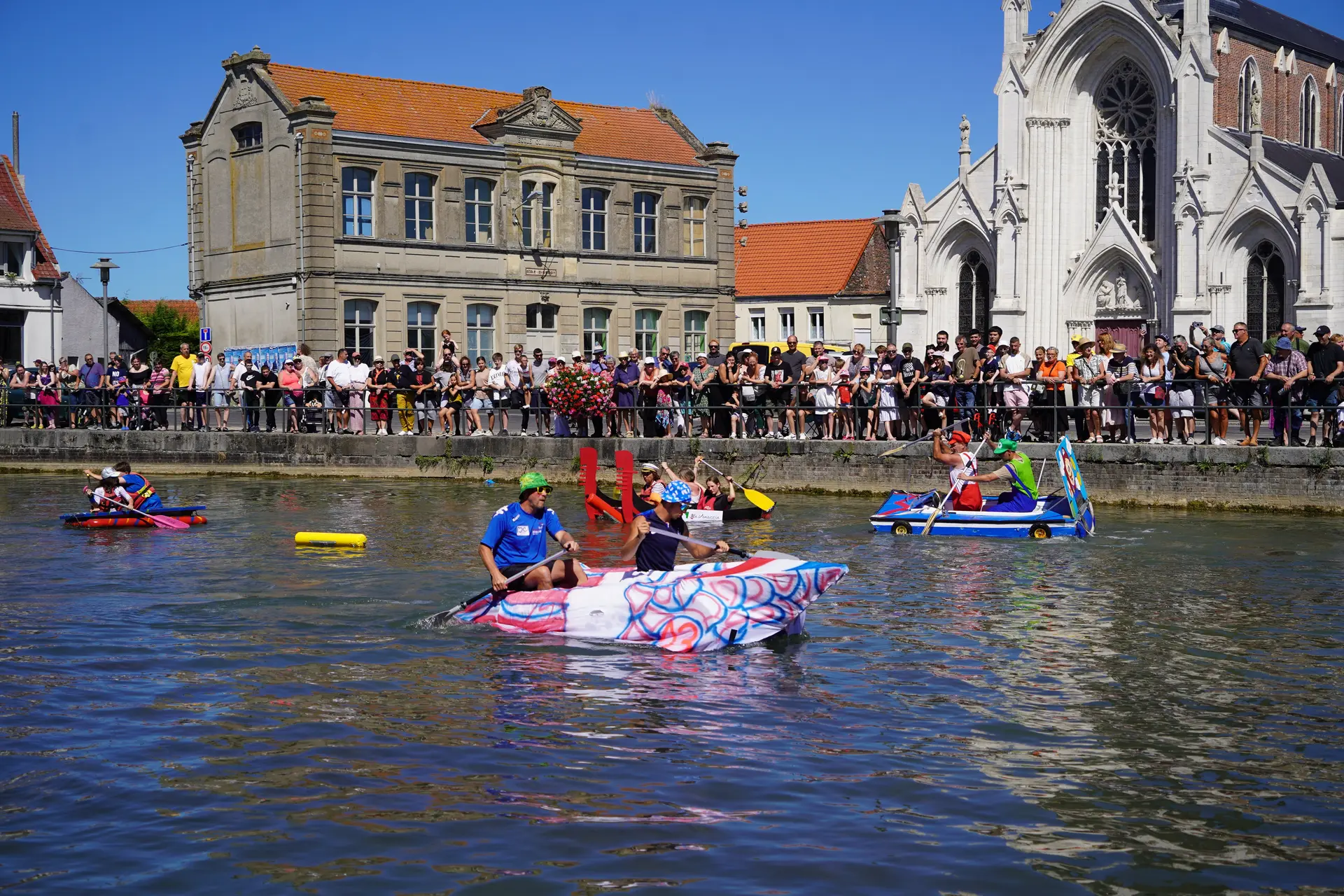 Course de baignoires à Saint-Omer_ archives Mairie de Saint-Omer (2)