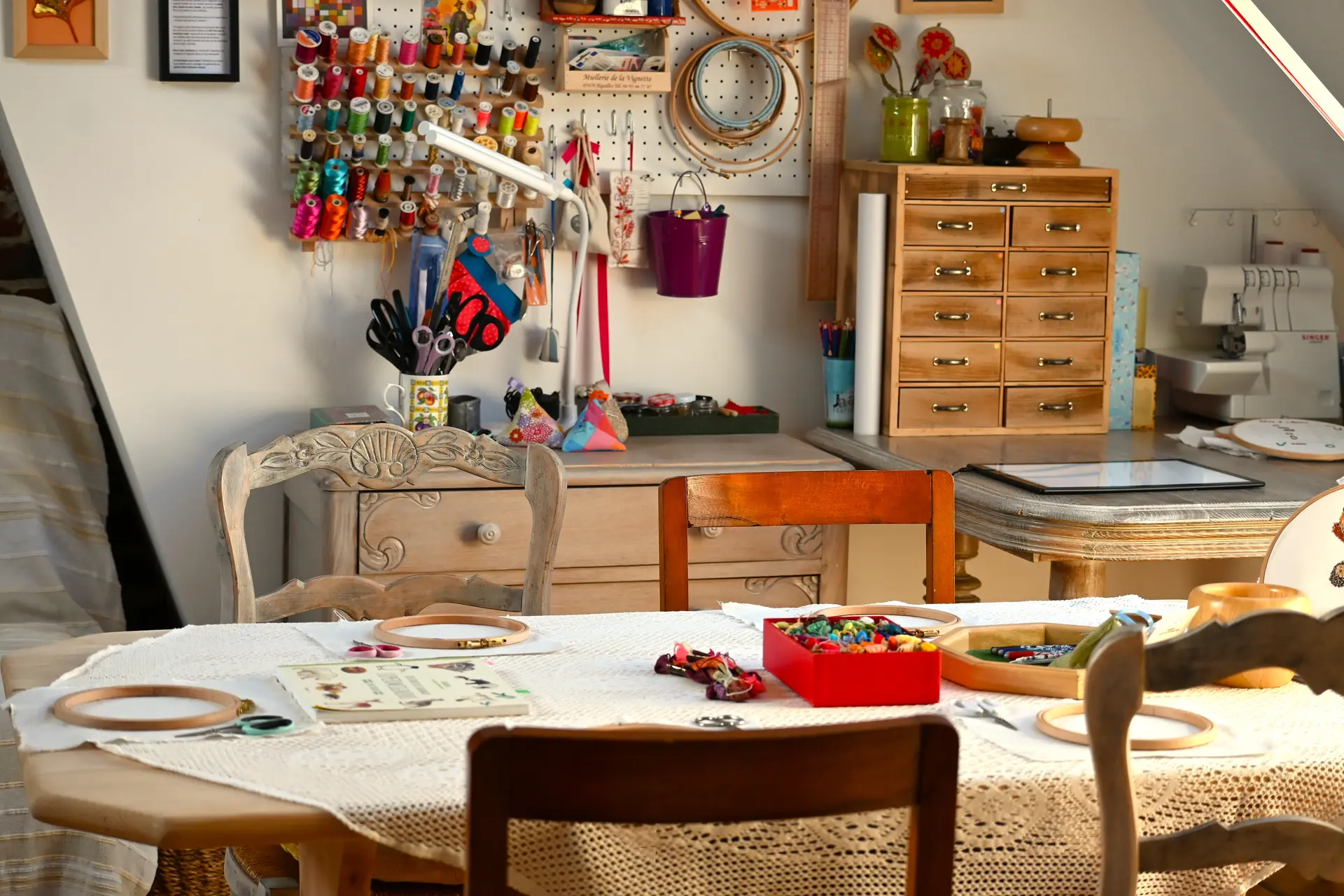 Atelier Brodeuse Bazar