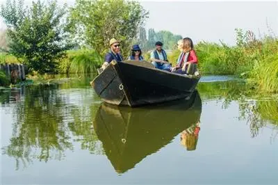 Les Faiseurs de Bateaux