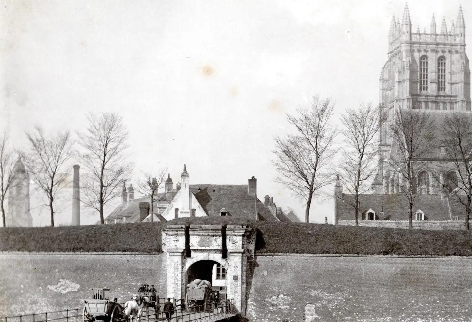Visite guidée AAP, Porte Notre-Dame à Aire-sur-la-Lys