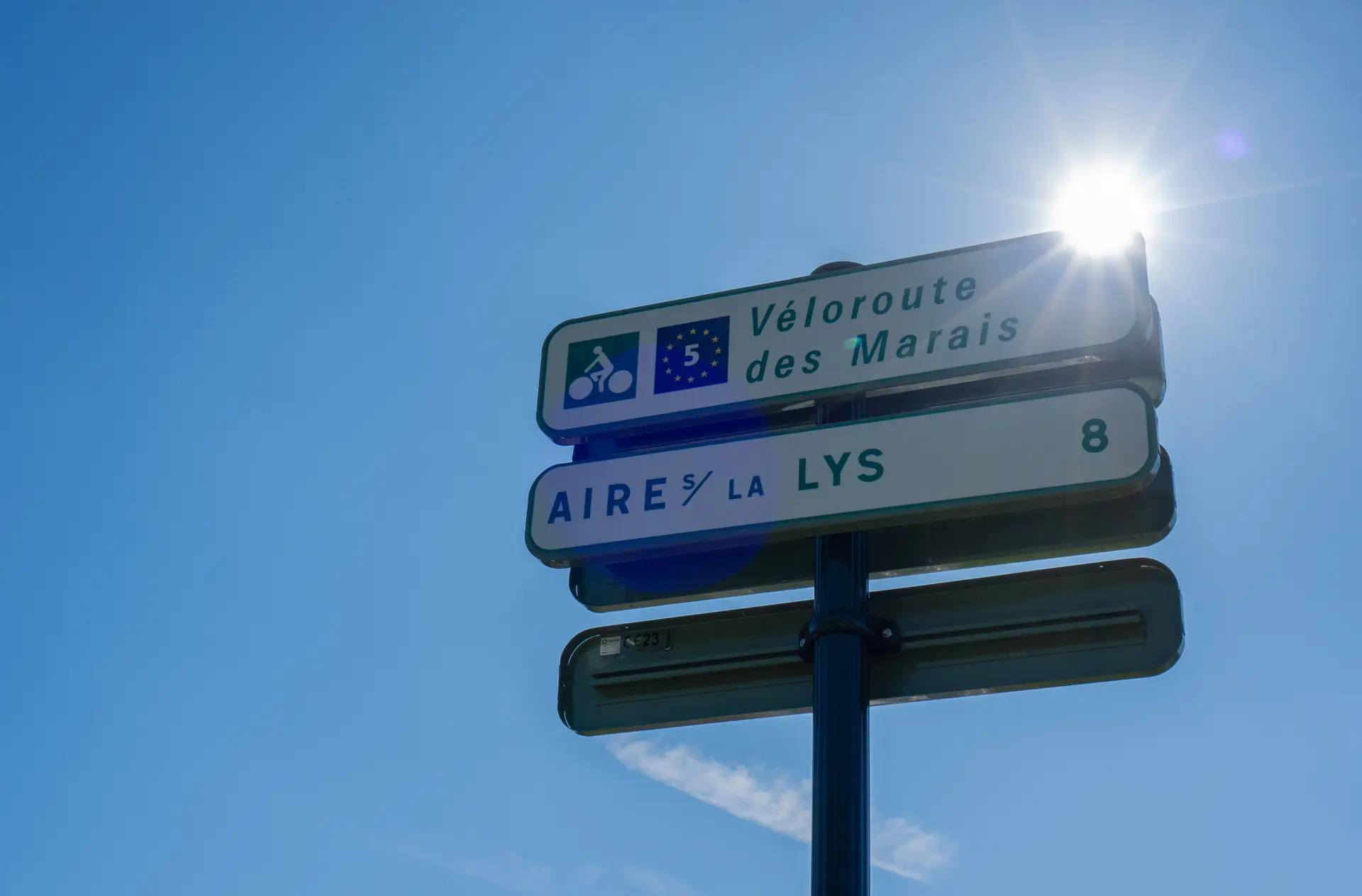 Véloroute des Marais - Vers Aire-sur-la-Lys © Tourisme en Pays de Saint-Omer