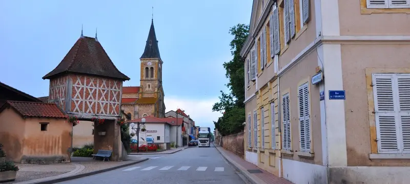 Le Bourg Saint Germain Lespinasse © Evelyne Deveaux