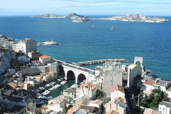 Amazing Seaside tuk tuk tour