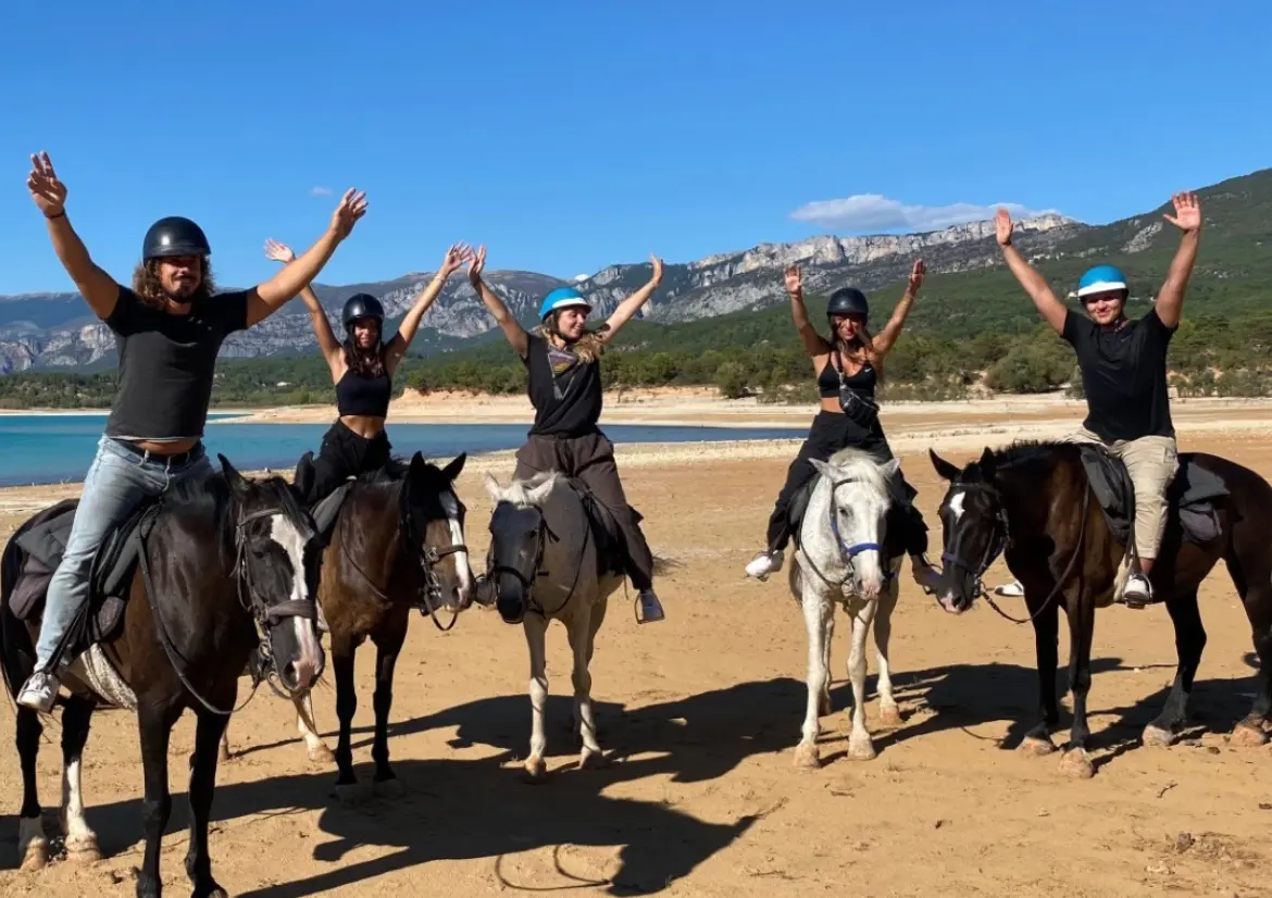 A cheval