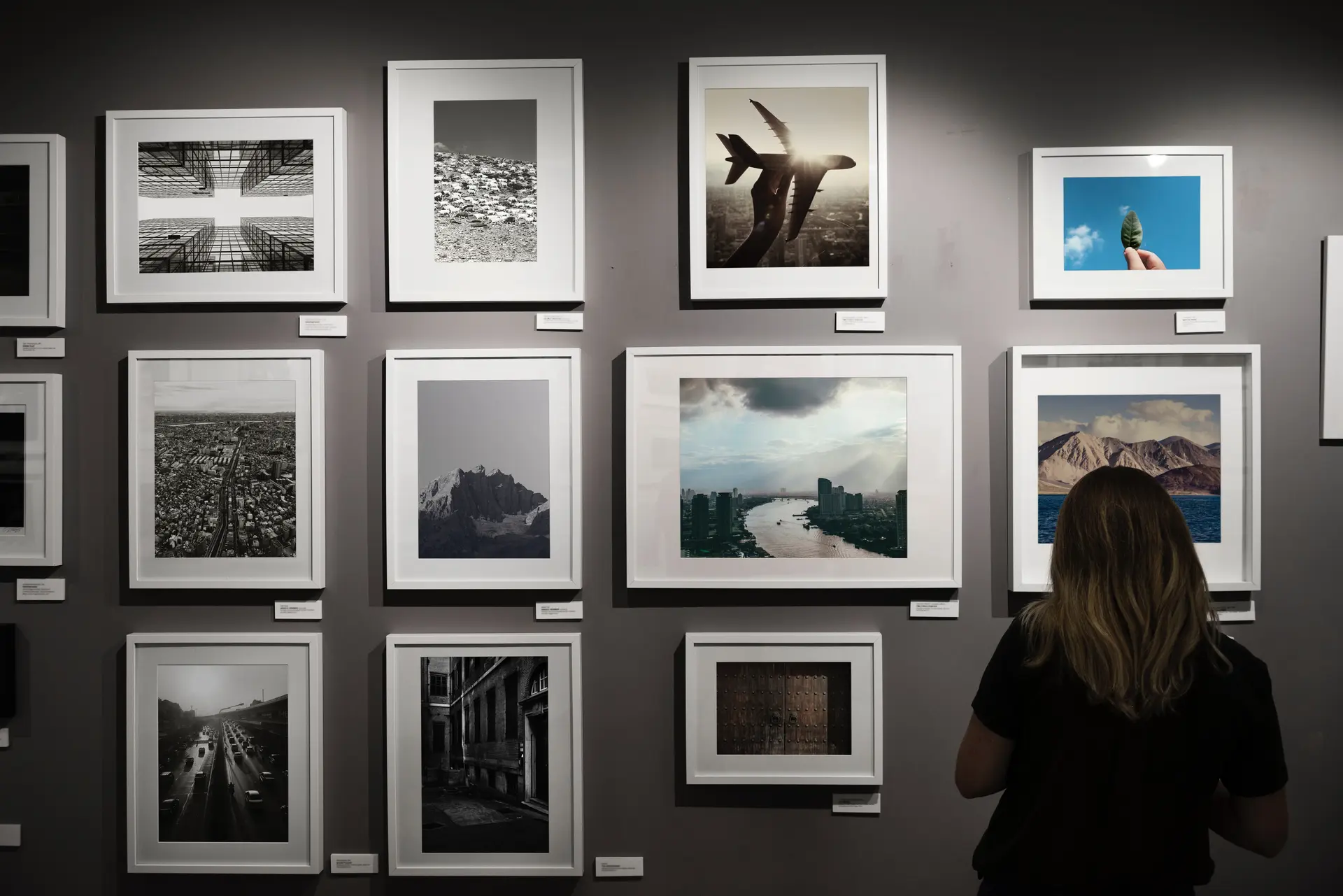 image représentant une exposition de photos