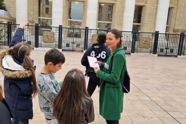 Enquête royale : Qui complote contre le roi Soleil ? (famille)