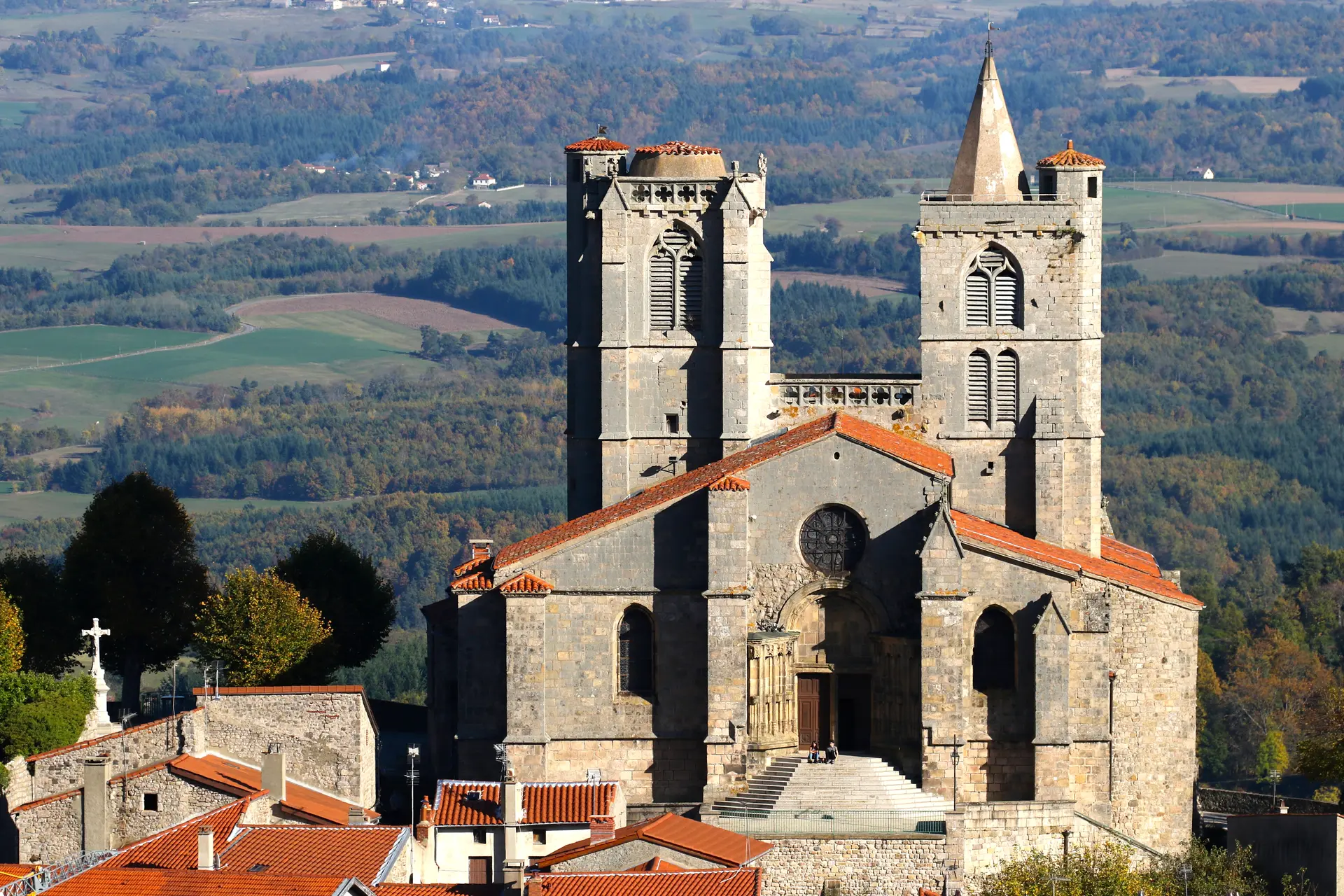 Visite guidée de la Collégiale de St Bonnet le Château