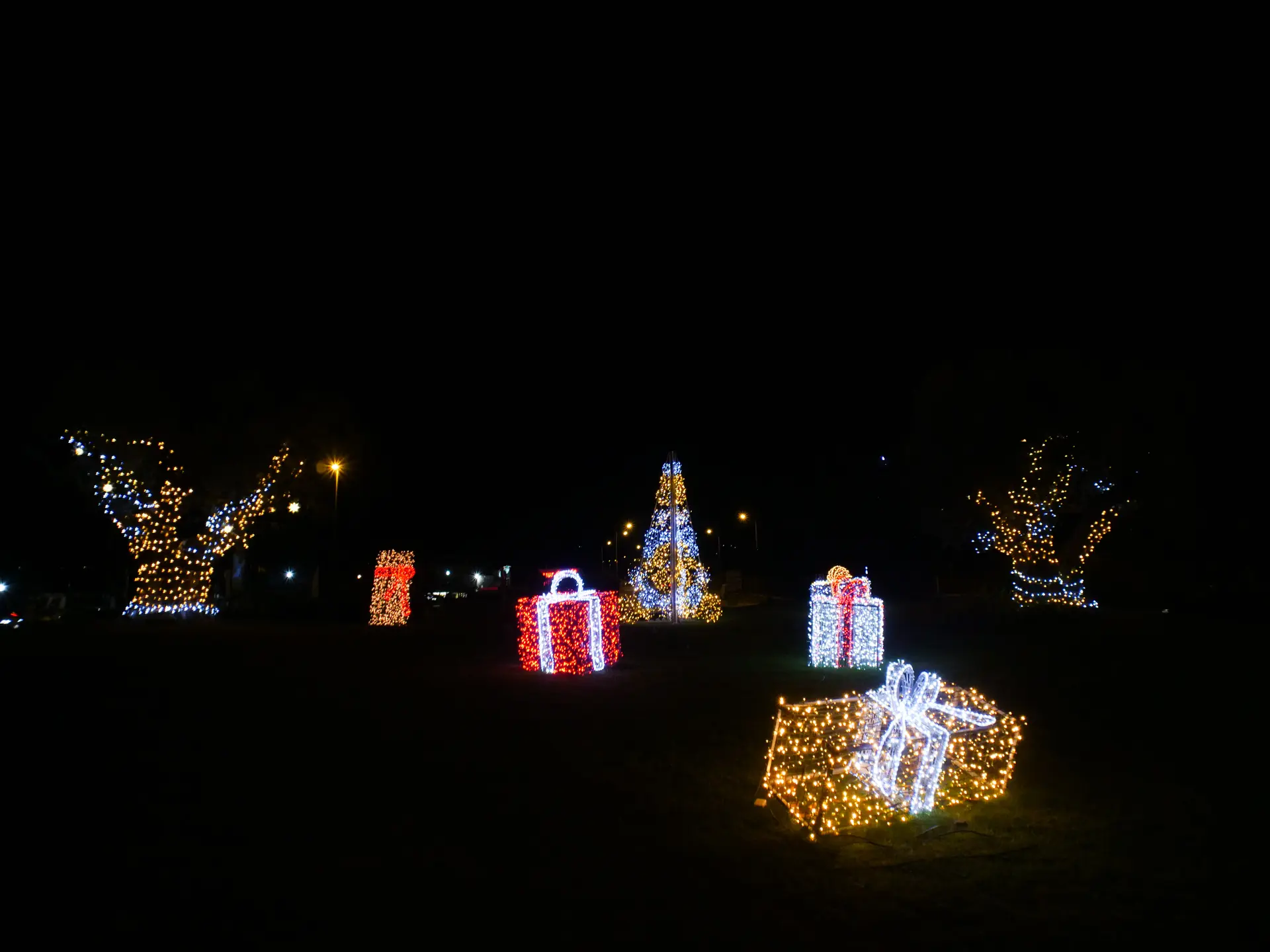 Lancement des illuminations à Saint-Cyr-sur-Mer