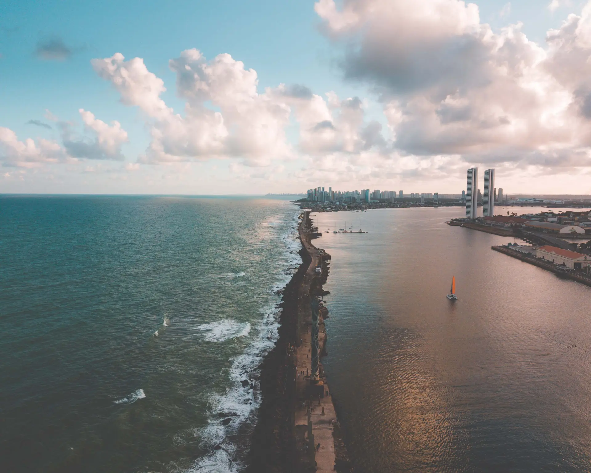 Photo présente dans l'exposition montrant un bord de mer