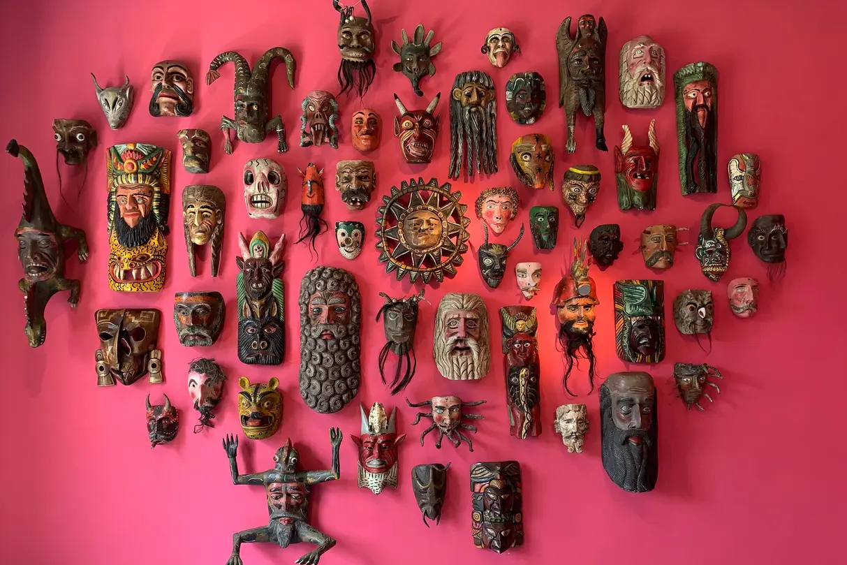 Masques de la collection Couffignal au Musée de Barcelonnette