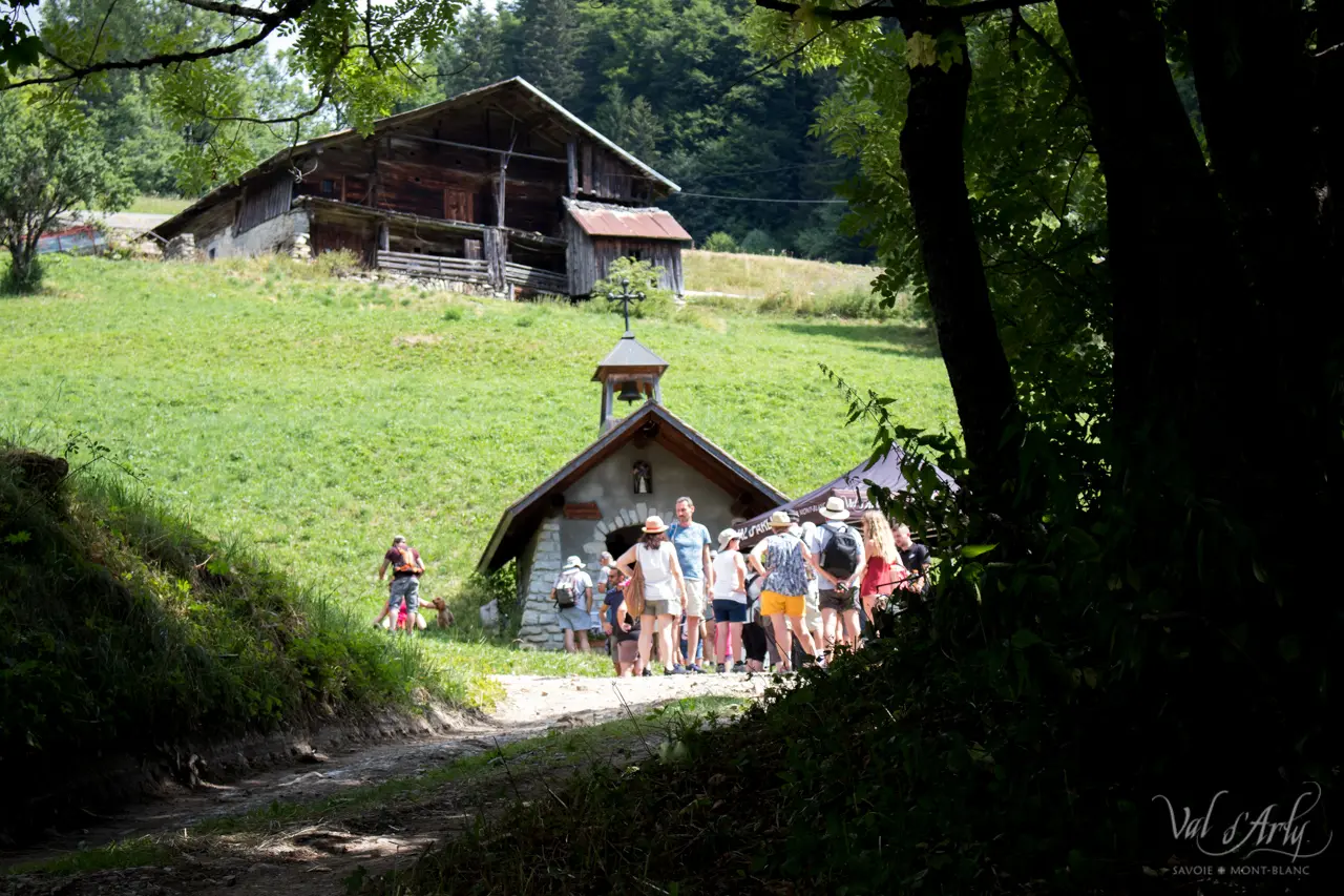 Apéritif à la Chapelle des Nants