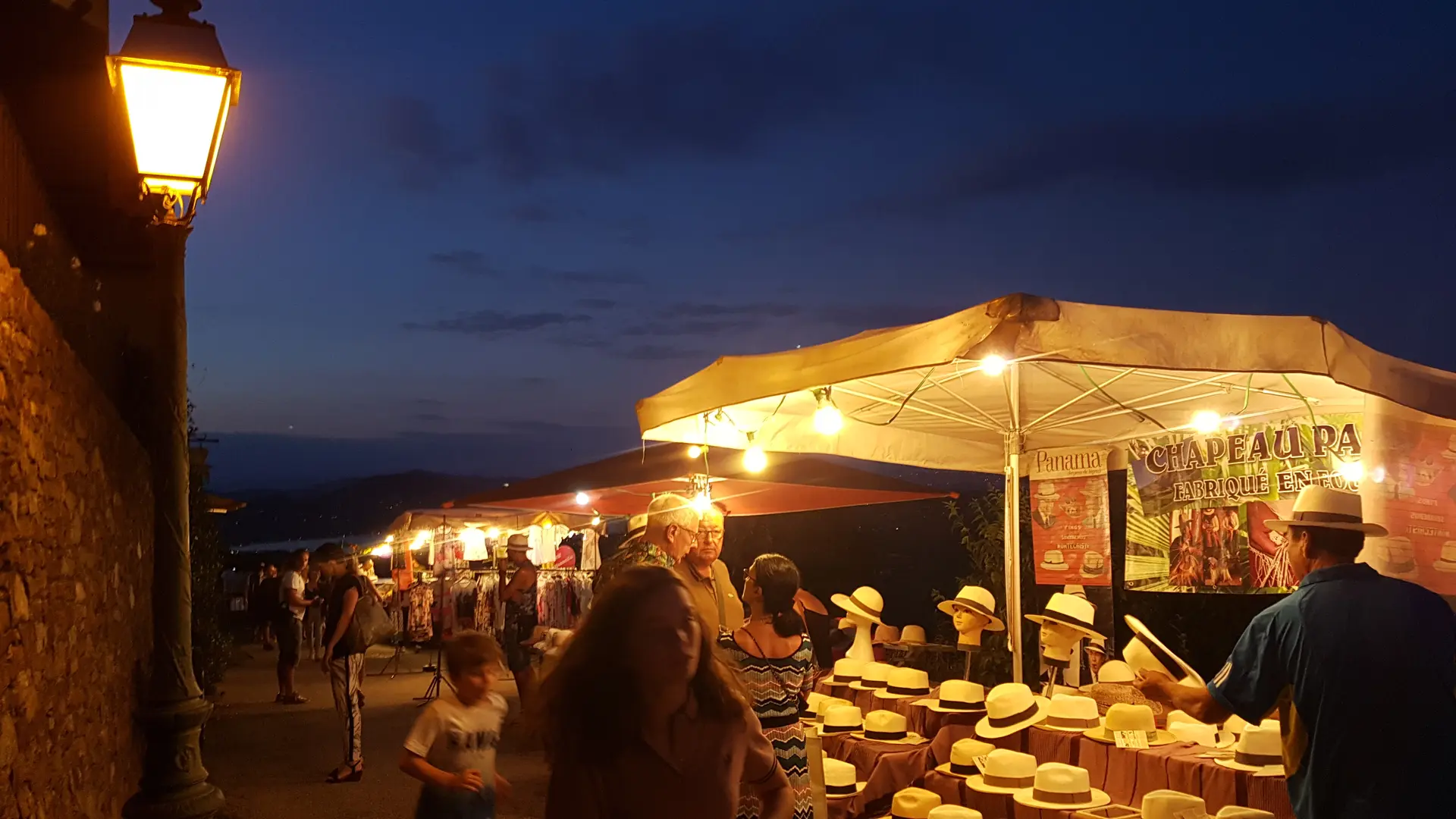 Marché nocturne