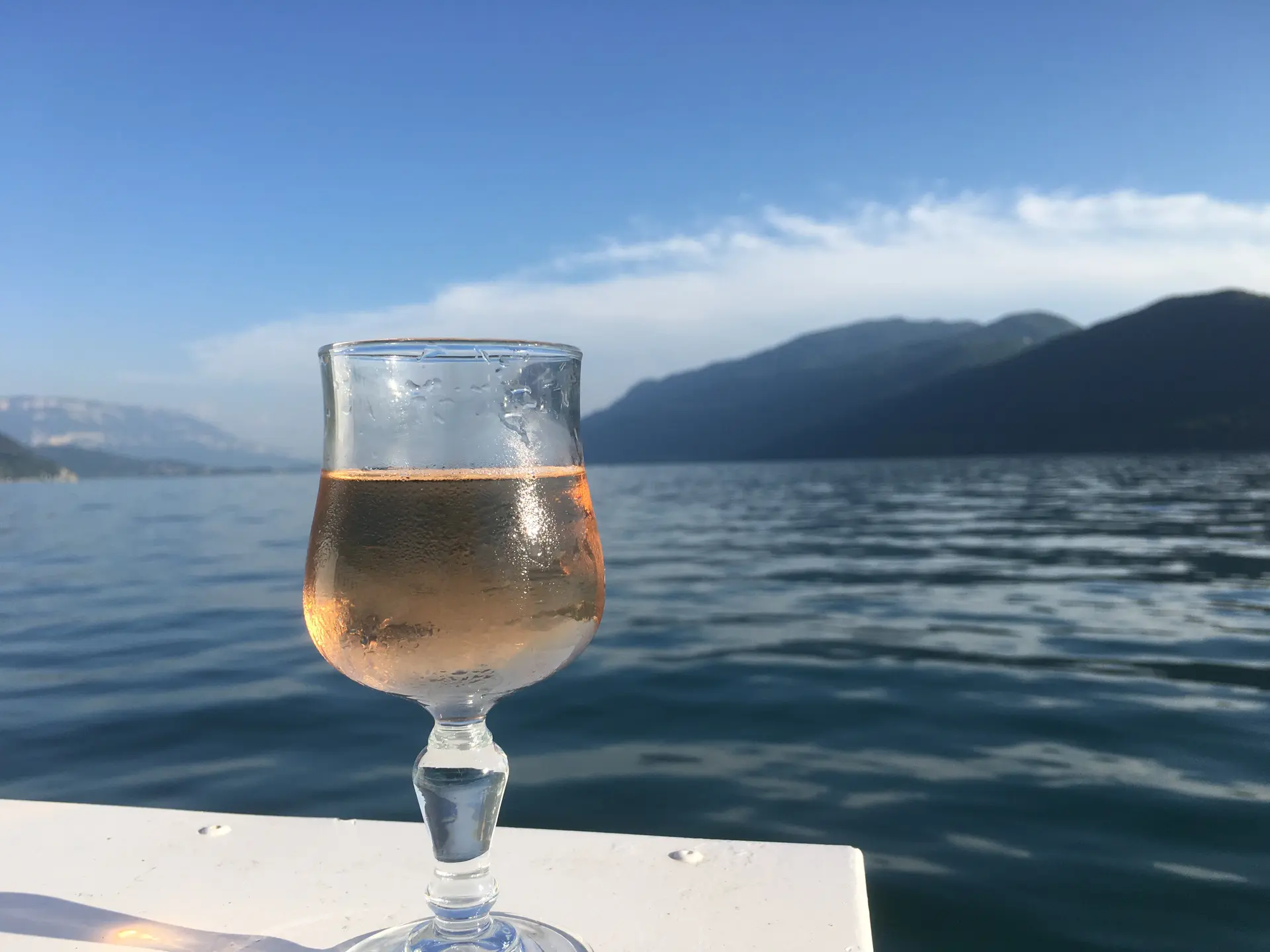 croisieresoenologiquesaixlesbainsrivieradesalpes
