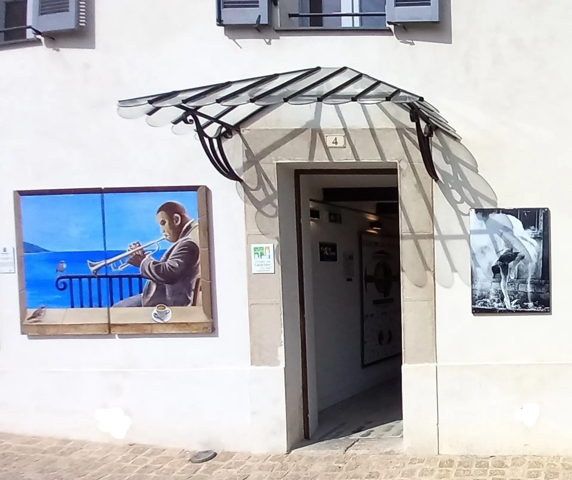 Entrée du musée Art et Essais
