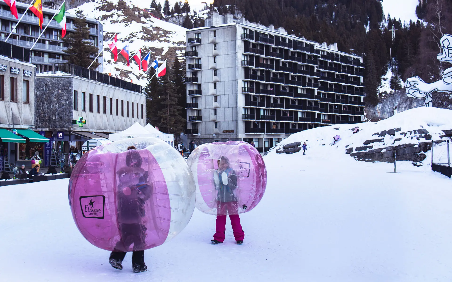 Découverte du bumperball en famille