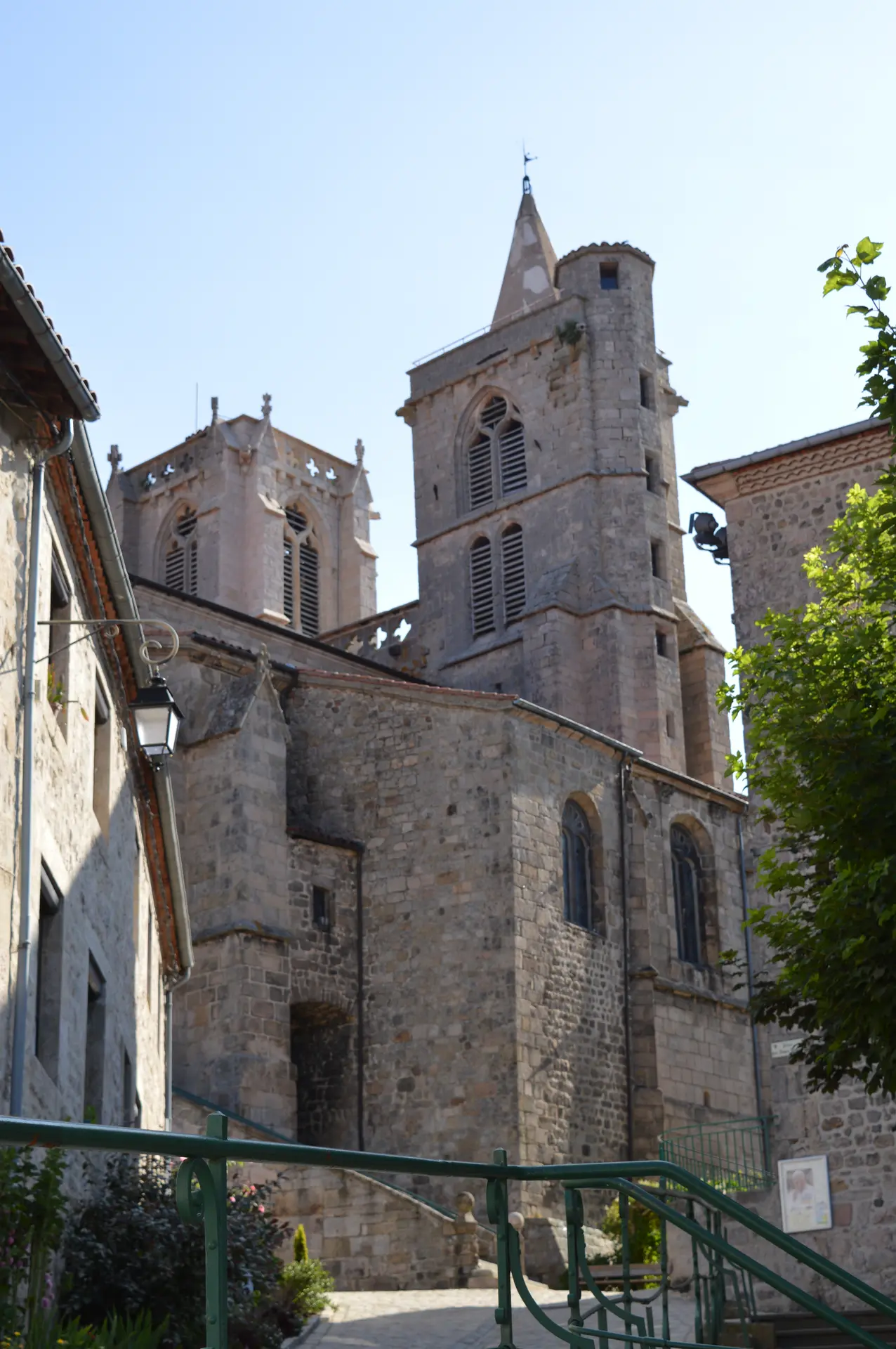 Visite guidée de la Collégiale de St Bonnet le Château