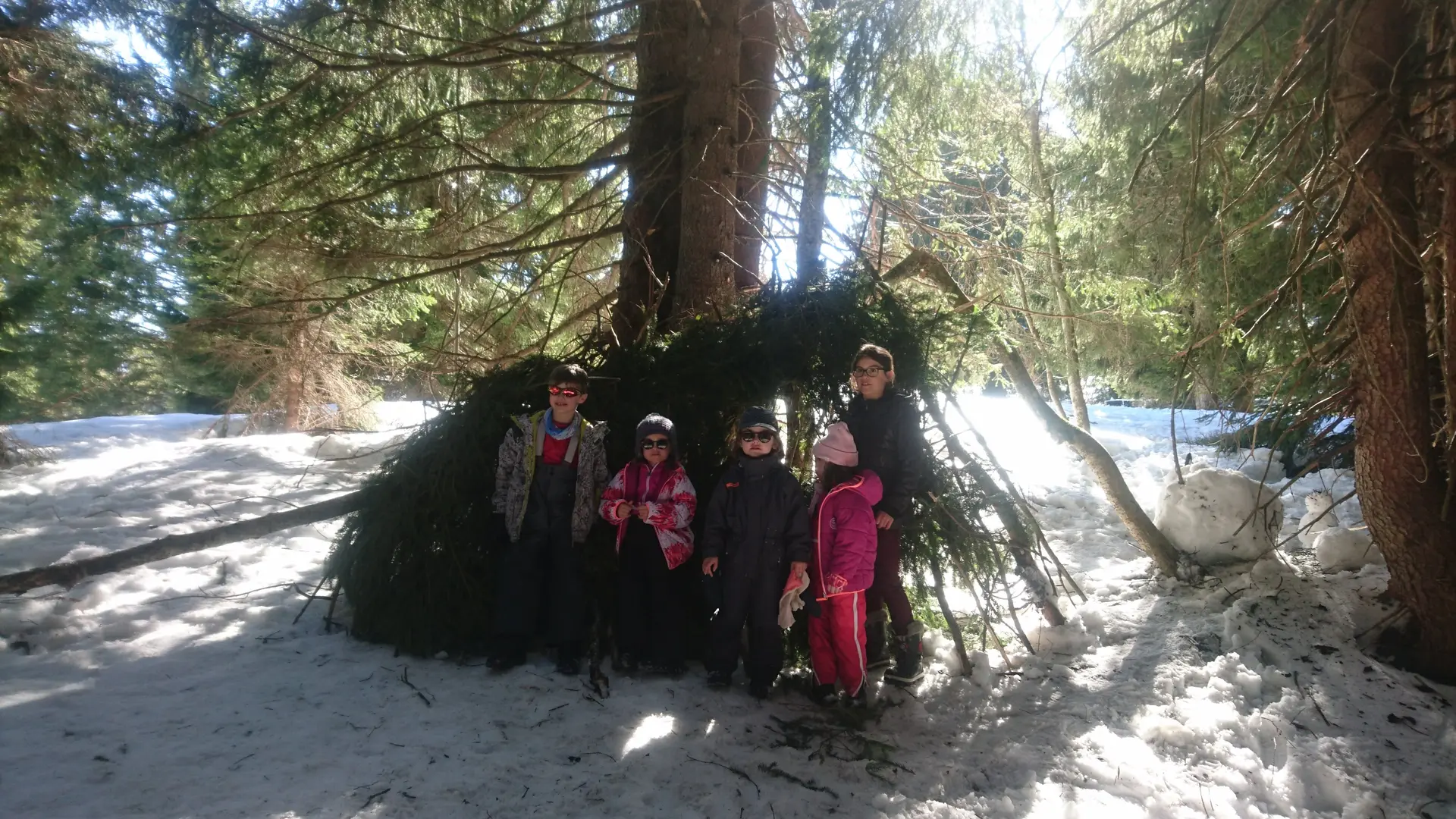 Sortie fabrication de cabanes